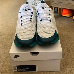 Brand new Air Max 270 SE